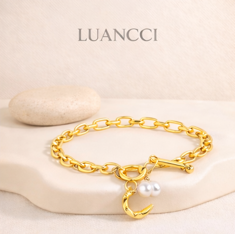 Pulsera de Aleación Dorada con Perlas Imitación y Dije en Forma de Corazón Geométrico - LUANCCI